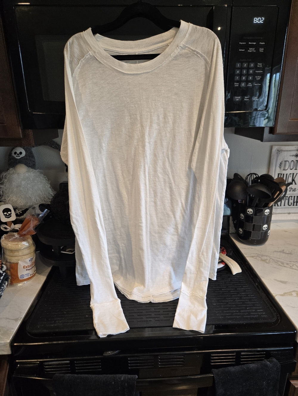 We The Free Arden  Tee With Thumbholes( set of 4) - White .Size S - Picture 7 of 15